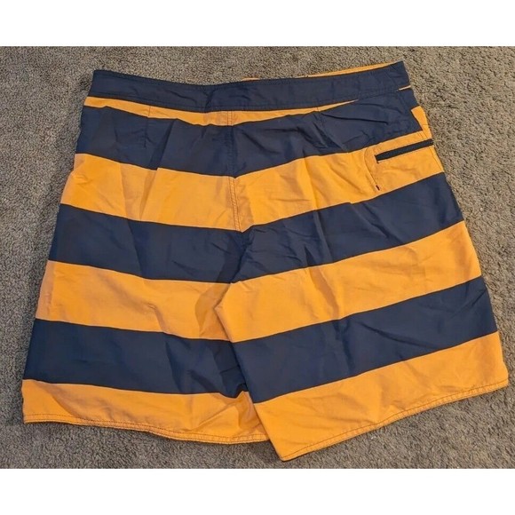 Men's Patagonia Men's Minimalist Wavefarer Striped 8" Board Shorts STY86769 - Picture 2 of 8